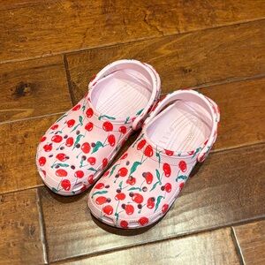Cherry Print Women’s Crocs